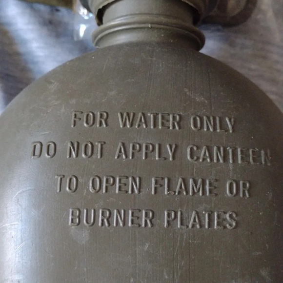 Military Lot - Picture 2 of 5